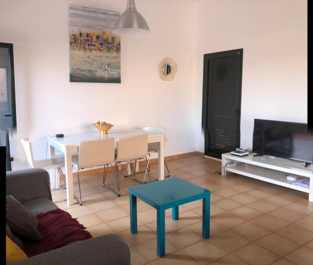 Lovely 2-Bed Villa In Corralejo Fuerteventura Esterno foto