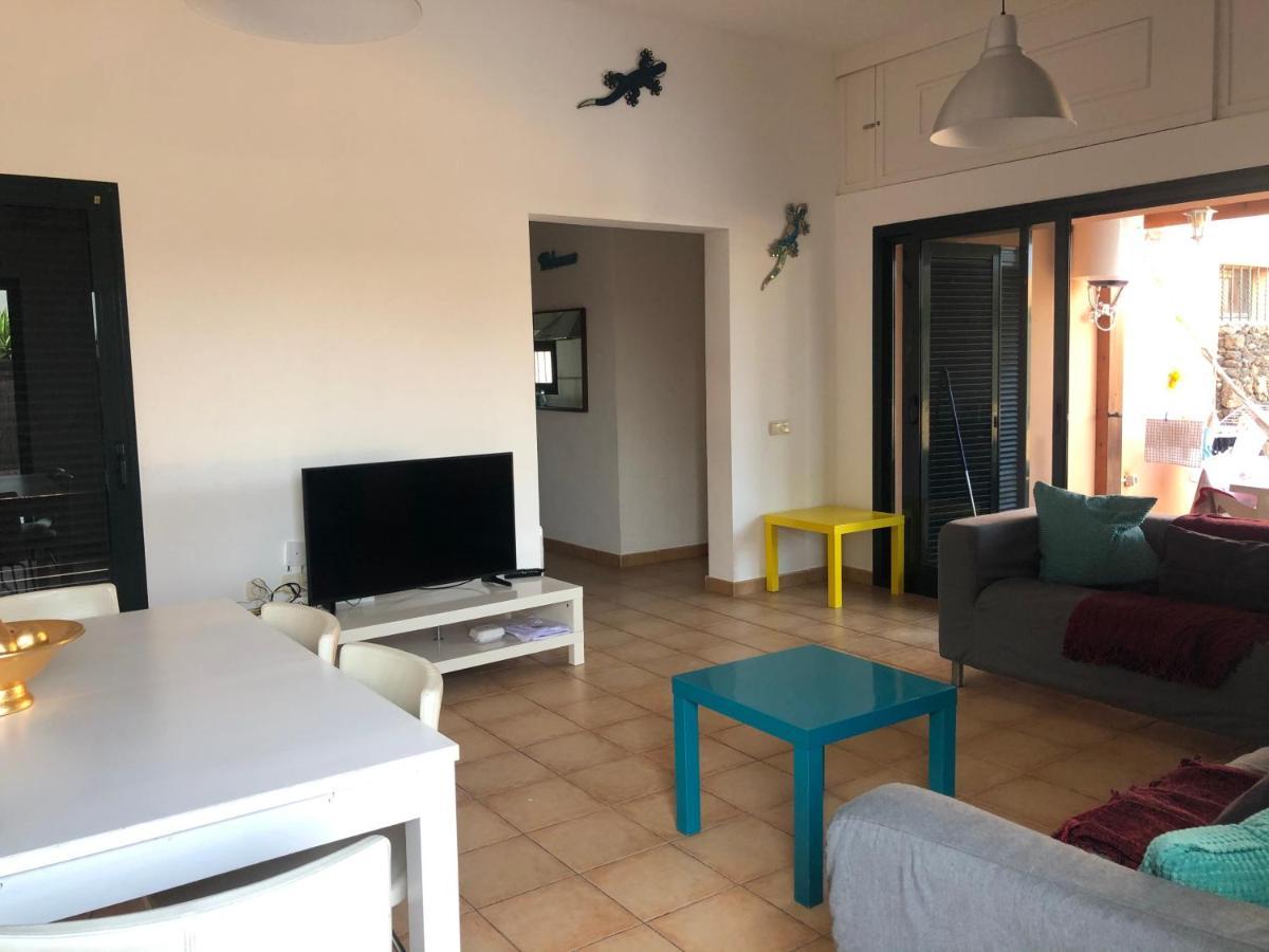 Lovely 2-Bed Villa In Corralejo Fuerteventura Esterno foto