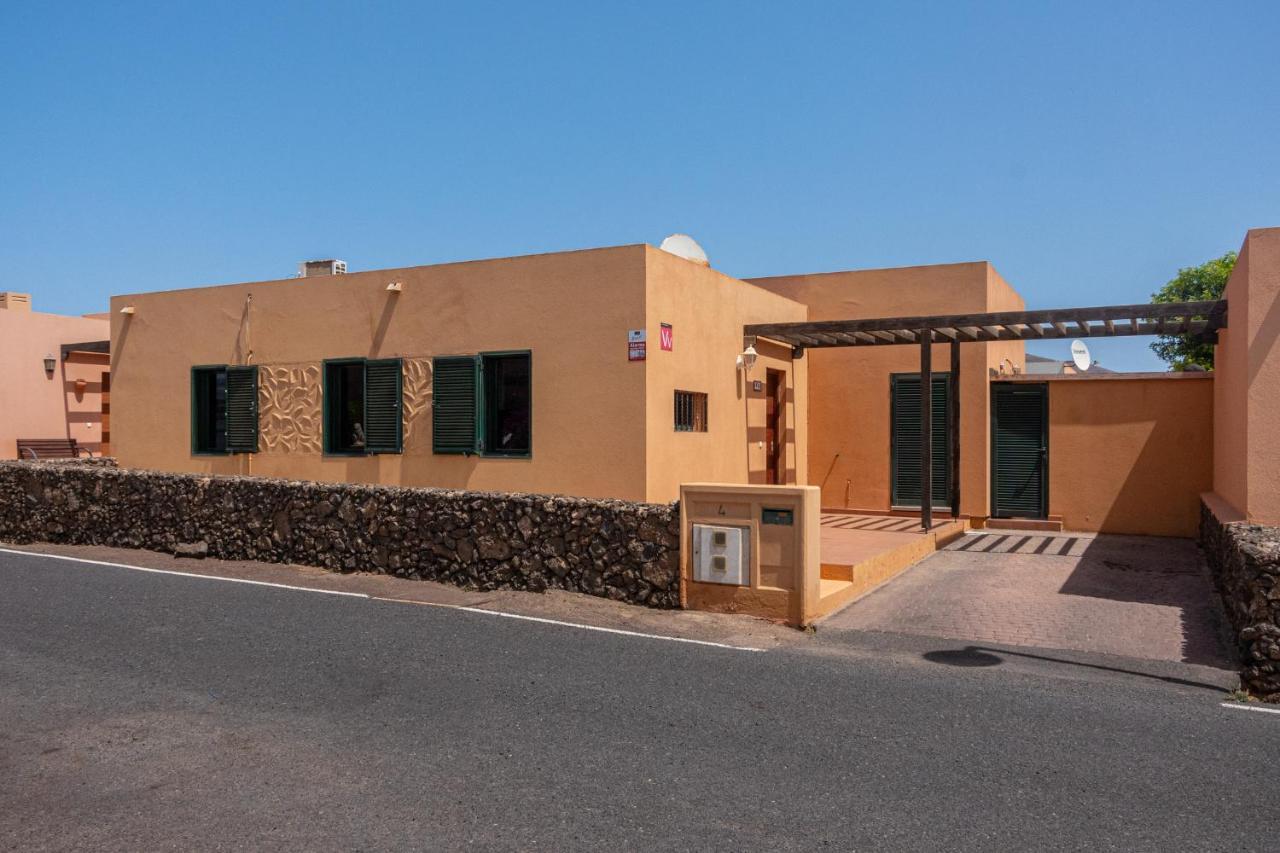 Lovely 2-Bed Villa In Corralejo Fuerteventura Esterno foto